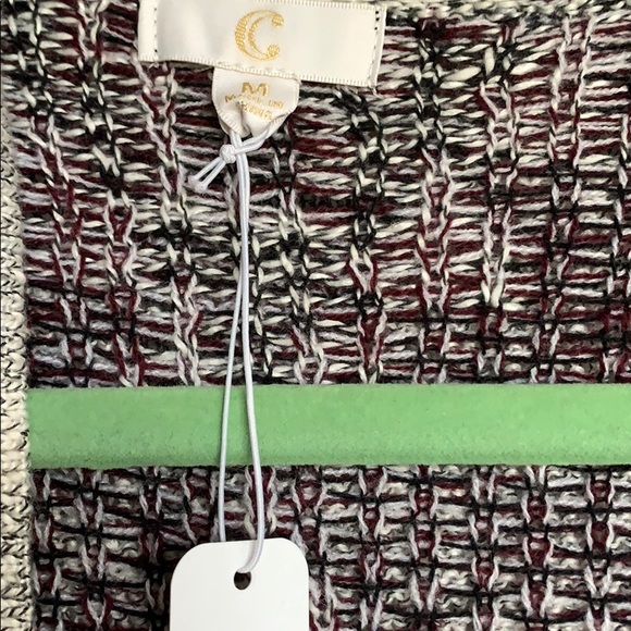 Cute cardigan - Picture 2 of 5